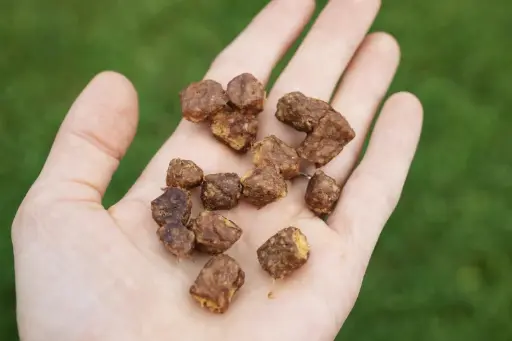 Sachet de mini cubes de poulets séchés 200g - Friandises naturelles 